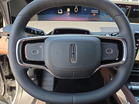 New 2026 Lincoln Nautilus Reserve AWD/4WD image 24