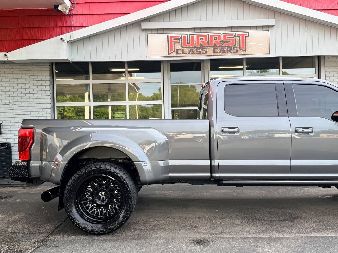 Used 2022 Ford F350 Lariat w/ Lariat Ultimate Package AWD/4WD image 12