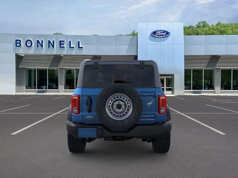 New 2025 Ford Bronco 4-Door image 5