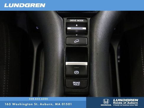 Used 2024 Honda HR-V LX image 25