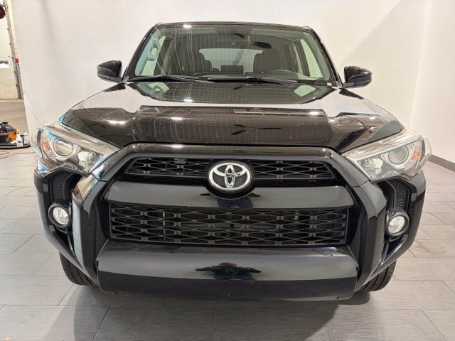 Used 2018 Toyota 4Runner SR5 RWD image 8