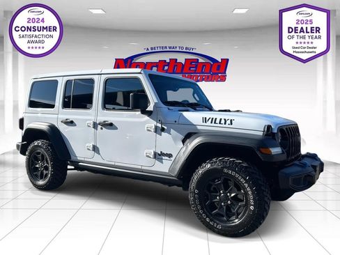 Used 2023 Jeep Wrangler Unlimited w/ Cold Weather Group AWD/4WD image 1