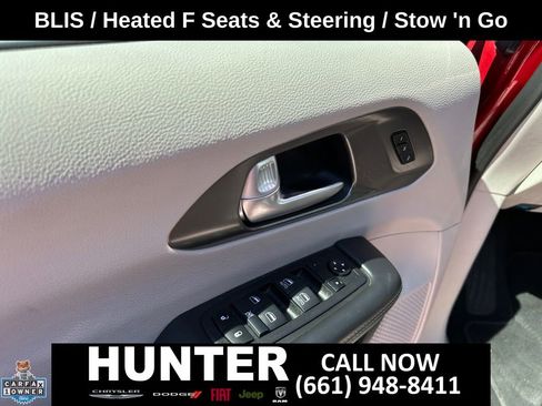 Used 2024 Chrysler Pacifica Touring-L FWD image 54