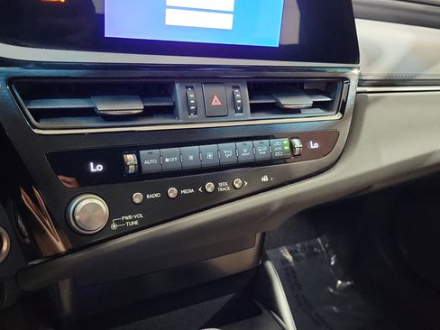 Used 2023 Lexus ES 350 image 20