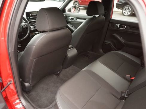 Used 2023 Honda Civic Sport image 11