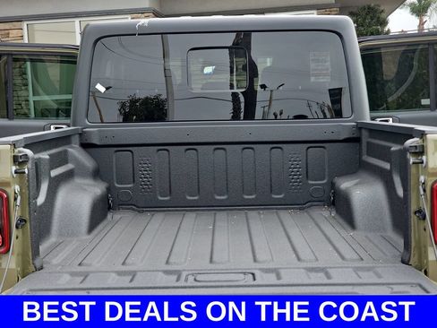 New 2026 Jeep Gladiator Sport AWD/4WD image 12