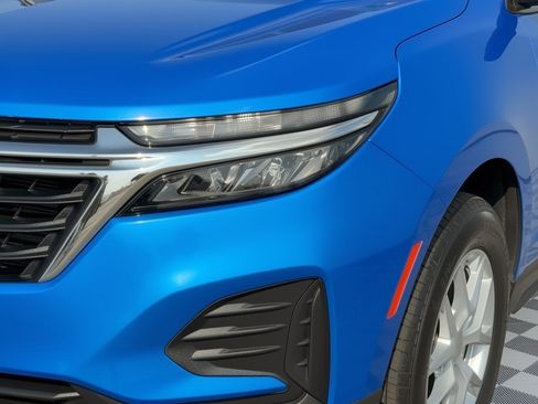 Certified 2024 Chevrolet Equinox LS FWD image 12
