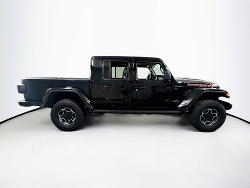 Used 2023 Jeep Gladiator Mojave w/ Cold Weather Group AWD/4WD image 4