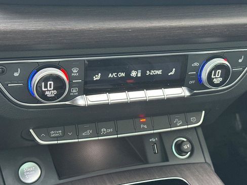 Used 2024 Audi Q5 e Premium image 20