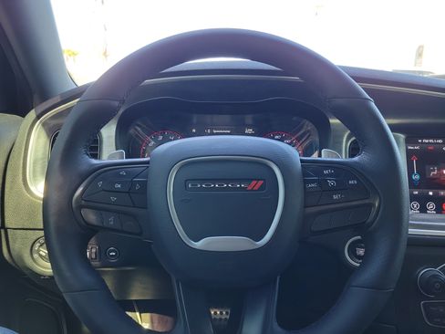 Used 2017 Dodge Charger R/T image 11