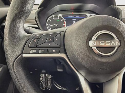 Used 2024 Nissan Altima 2.5 SV FWD image 41