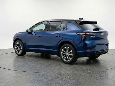 Used 2025 Chevrolet Equinox LT image 6