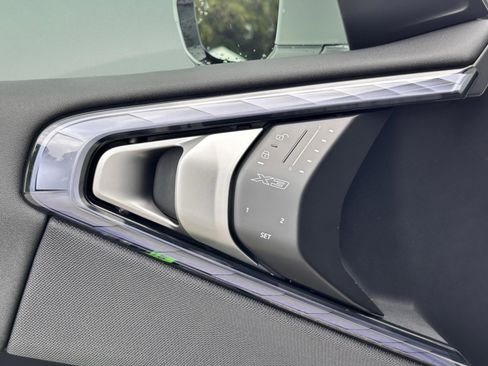 Used 2026 BMW X3 xDrive30 w/ Convenience Package image 21