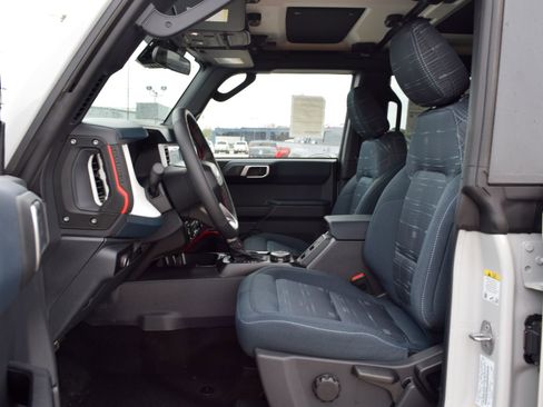 New 2026 Ford Bronco Heritage Edition AWD/4WD image 18