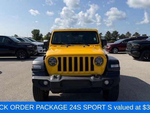 Used 2020 Jeep Wrangler Sport AWD/4WD image 2
