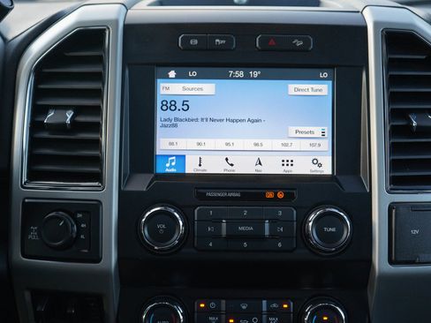 Used 2019 Ford F250 Lariat AWD/4WD image 20