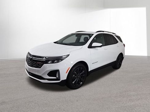 Used 2022 Chevrolet Equinox RS w/ LPO, Floor Liner Package FWD image 2