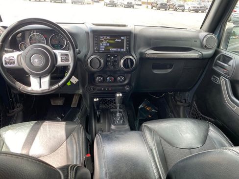 Used 2016 Jeep Wrangler Unlimited Sport AWD/4WD image 44