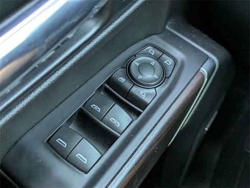 Used 2020 GMC Sierra 1500 SLT w/ SLT Premium Package image 22