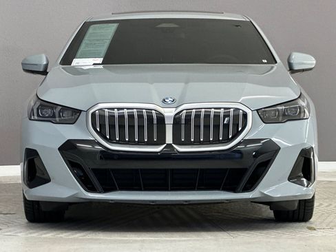 Used 2026 BMW i5 eDrive40 w/ M Sport Package RWD image 5