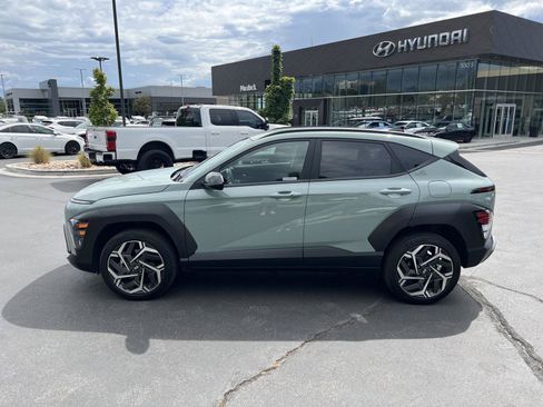 Used 2026 Hyundai Kona SEL Premium AWD/4WD image 12