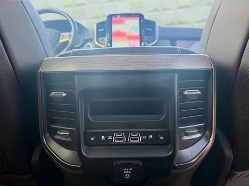 Certified 2025 RAM 1500 Limited image 35