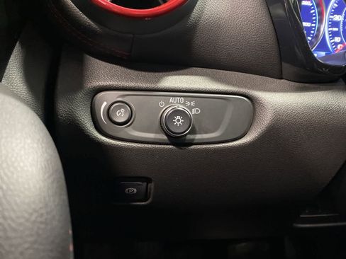 Used 2022 Chevrolet Blazer RS w/ Enhanced Convenience Package image 21