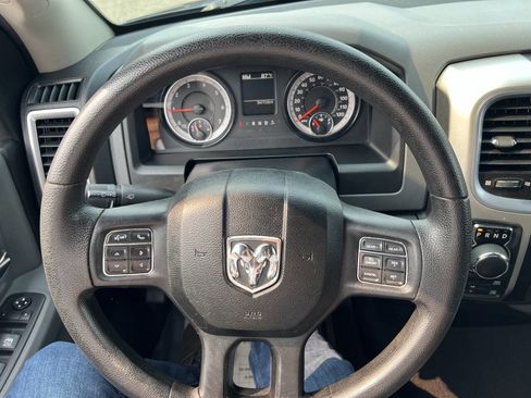 Used 2016 RAM 1500 Classic SLT image 27