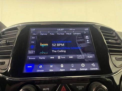 Used 2020 Jeep Grand Cherokee Limited AWD/4WD image 27