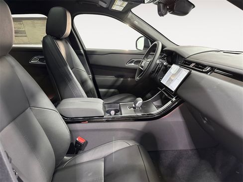 New 2026 Land Rover Range Rover Velar Dynamic SE image 12