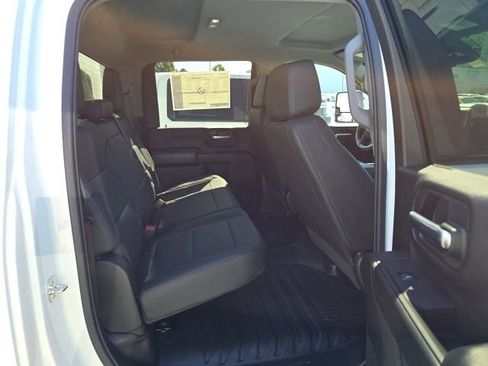 New 2024 GMC Sierra 3500 Pro w/ Convenience Package image 14