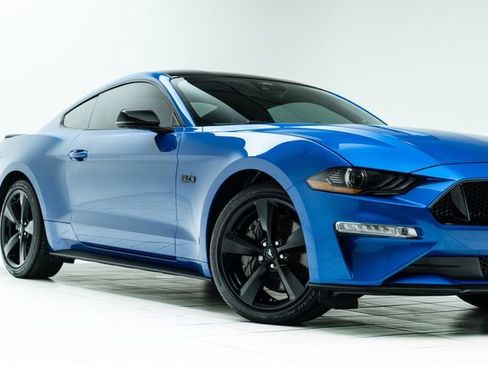 Used 2021 Ford Mustang GT Premium w/ Equipment Group 401A image 3
