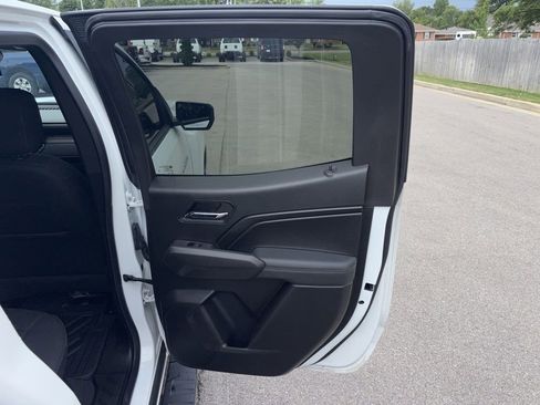 Used 2024 Chevrolet Colorado LT w/ LT Convenience Package RWD image 34