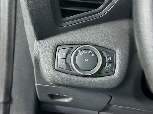 Used 2019 Ford Escape SEL image 17