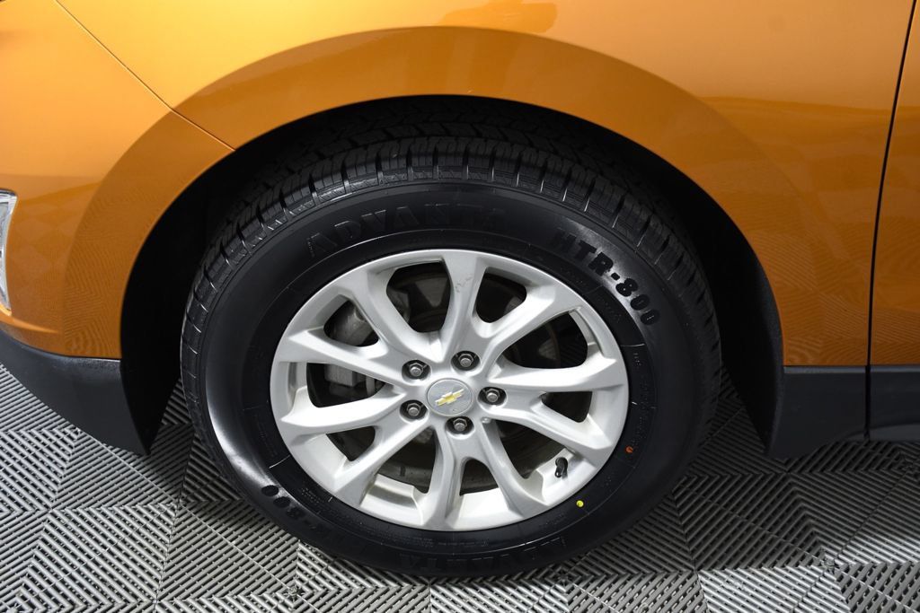 Used 2018 Chevrolet Equinox LT FWD image 11