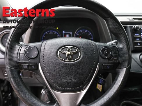 Used 2018 Toyota RAV4 LE w/ All Weather Liner Package FWD image 10