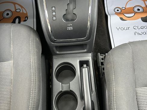 Used 2016 Jeep Patriot Latitude w/ Sun/Sound Group AWD/4WD image 9