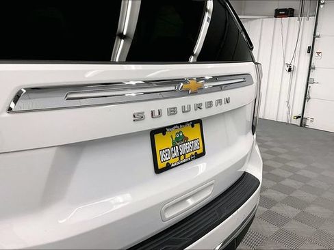 Used 2024 Chevrolet Suburban LS AWD/4WD image 9