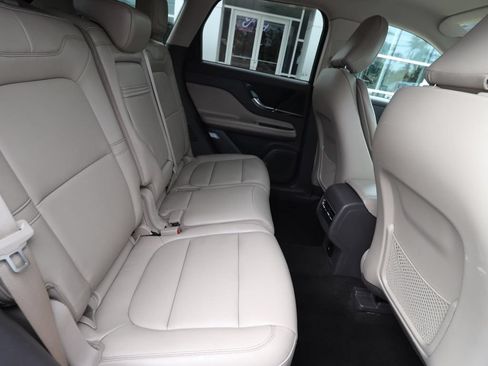 Used 2022 Lincoln Corsair FWD image 23