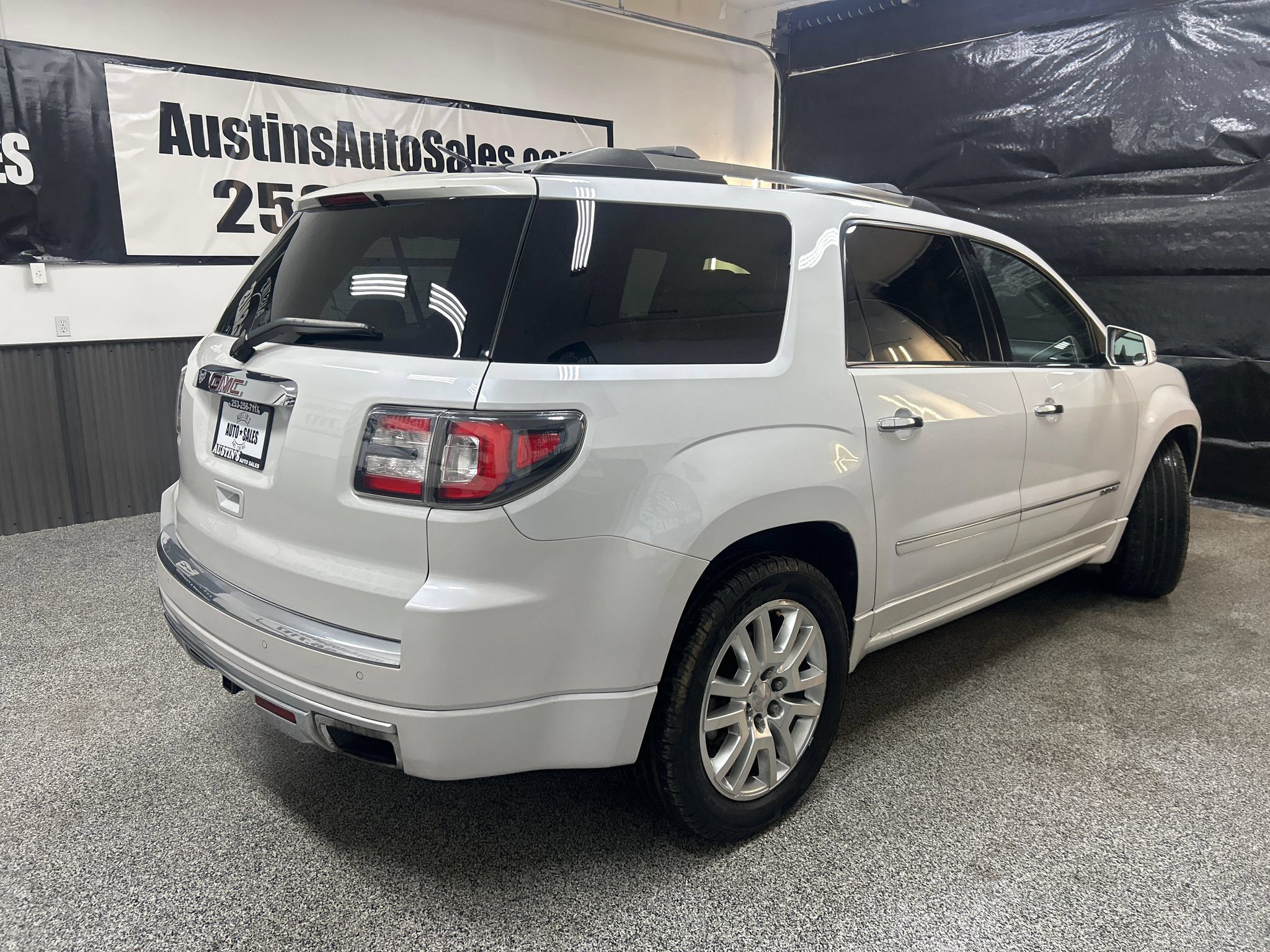 Used 2016 GMC Acadia Denali AWD/4WD image 6