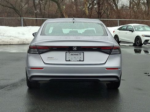 Used 2023 Honda Accord EX image 5