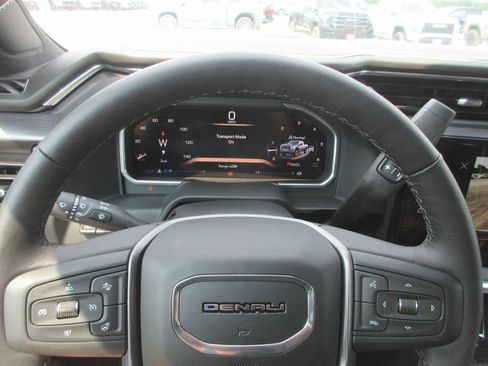 New 2026 GMC Sierra 2500 Denali Ultimate AWD/4WD image 19