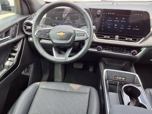 Certified 2025 Chevrolet Equinox LT w/ Convenience Package II AWD/4WD image 6