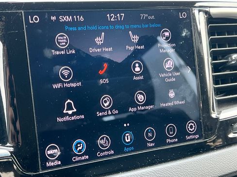 Used 2020 Chrysler Pacifica Touring-L Plus FWD image 9