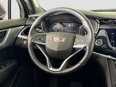 Used 2024 Cadillac XT6 Premium Luxury FWD image 20