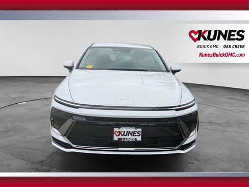 Used 2026 Hyundai Sonata SEL FWD image 3
