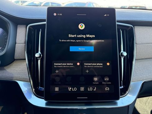 New 2026 Volvo XC90 B6 Plus w/ Protection Package Premier image 8