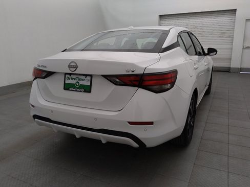 Used 2024 Nissan Sentra SV FWD image 9