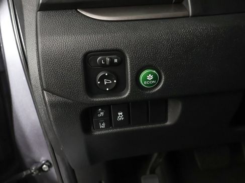 Used 2021 Honda Passport Sport image 32