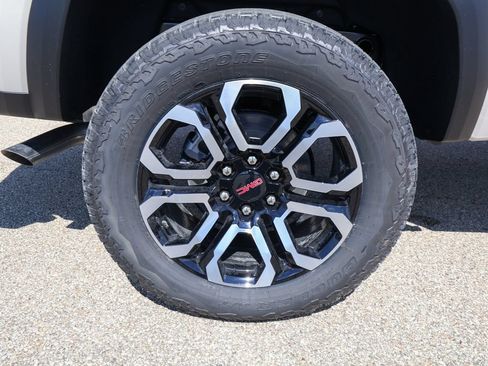 New 2026 GMC Canyon AT4 w/ Nightfall Essentials Package AWD/4WD image 30